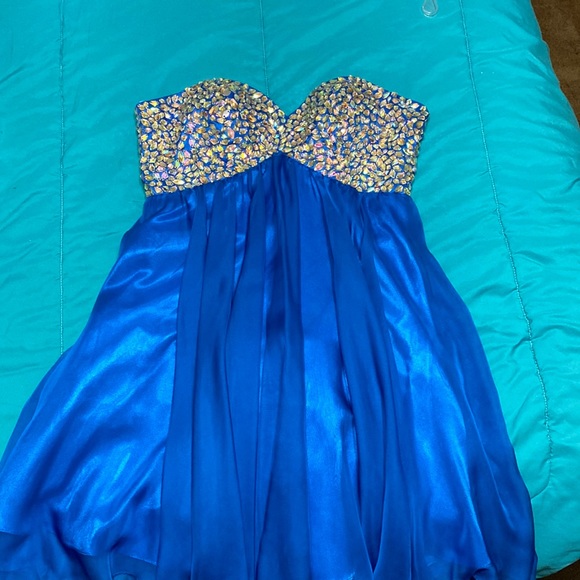 Eureka blue dress. Homecoming or prom. Strapless blue with gold colored beads. - Picture 1 of 6